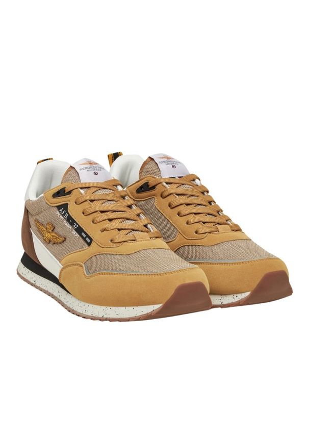 Aeronautica Militare - AERONAUTICA MILITARE Beżowo-brązowe sneakersy męskie ze skórą zamszową, Rozmiar 43. Okazja: na co dzień. Kolor: beżowy. Materiał: skóra, zamsz
