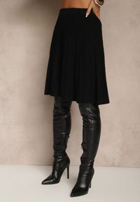 Renee - Czarna Spódnica z Kaszmirem o Rozkloszowanym Kroju High Waist Acrea. Okazja: na co dzień. Stan: podwyższony. Kolor: czarny. Materiał: kaszmir. Styl: casual, elegancki #3