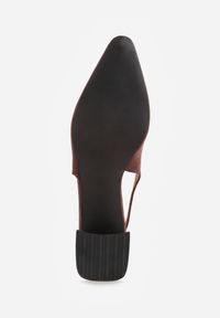 Renee - Brązowe Czółenka VICES Slingback na Geometrycznym Słupku Messeleia. Zapięcie: pasek. Kolor: brązowy. Wzór: geometria. Obcas: na słupku #7