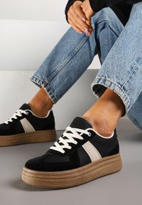 Renee - Czarne Sneakersy w Stylu Kultowych Tenisówek na Grubej Podeszwie Nanniris. Okazja: na co dzień. Zapięcie: sznurówki. Kolor: czarny. Materiał: jeans #1