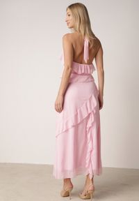 Born2be - Różowa Koktajlowa Sukienka Taliowana z Falbankami Wiązana na Szyi Demeina. Okazja: na co dzień. Typ kołnierza: kołnierz z falbankami. Kolor: różowy. Materiał: poliester. Typ sukienki: proste. Styl: wizytowy #4