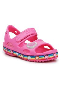 Sandały Crocs Fun Lab Rainbow Sandal Jr 206795-669 różowe. Kolor: różowy. Materiał: syntetyk, materiał. Styl: wakacyjny