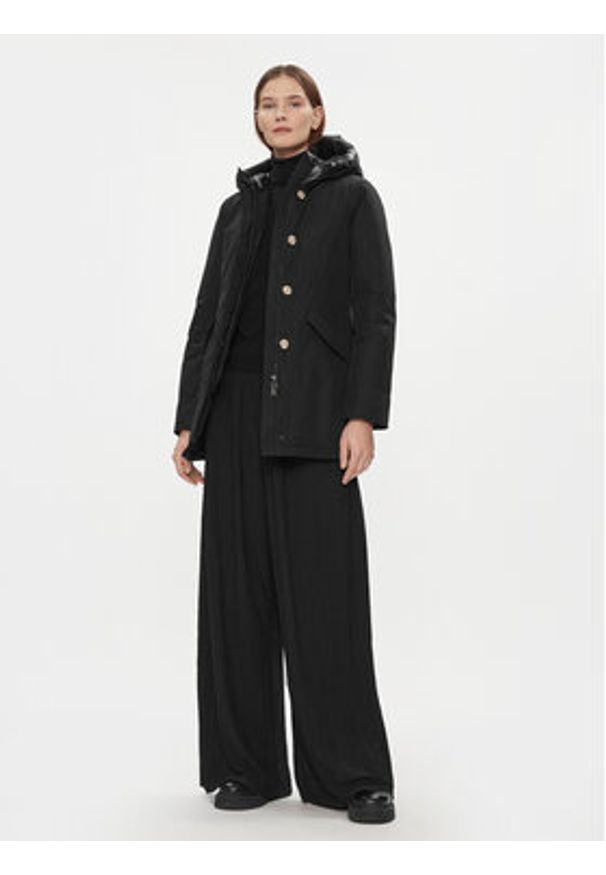 Woolrich Kurtka puchowa Arctic CFWWOU0580FRUT0001 Czarny Regular Fit. Kolor: czarny. Materiał: bawełna, syntetyk