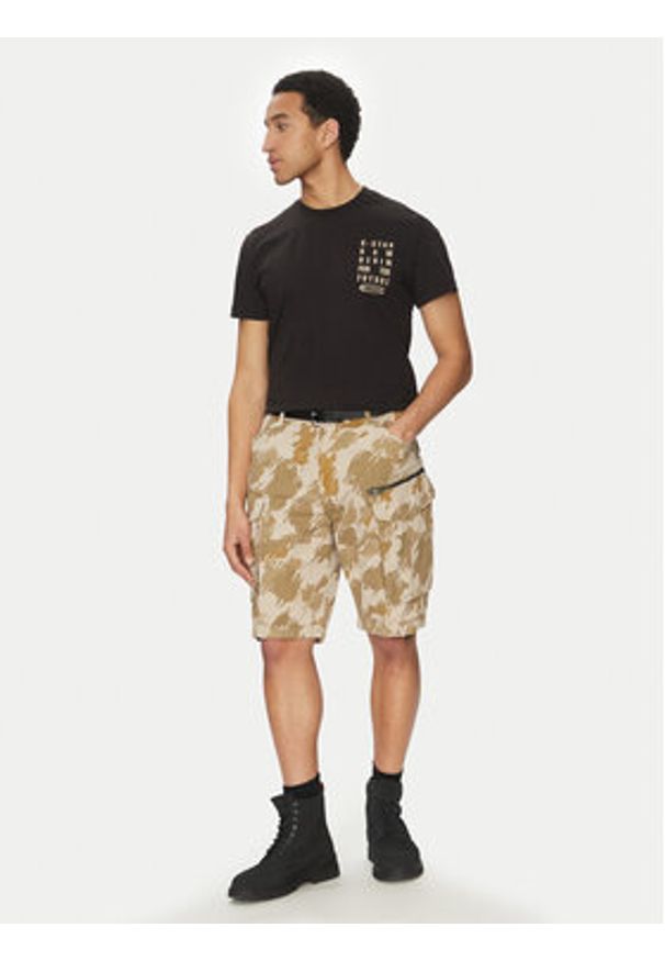 G-Star RAW - G-Star Raw Szorty materiałowe Rovic Zip D08566-D955 H174 Beżowy Relaxed Fit. Kolor: beżowy. Materiał: bawełna