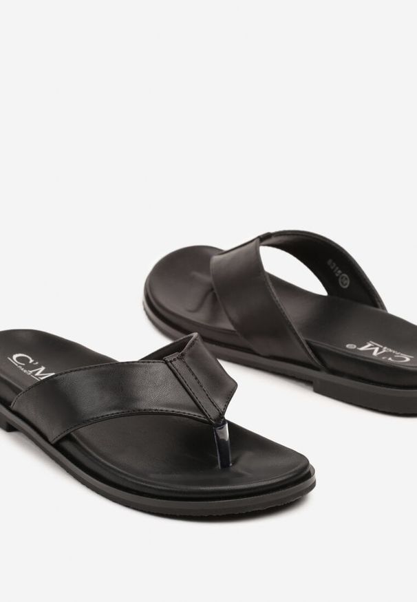 Renee - Czarne Japonki Klapki Basic z Szerokimi Paskami Sanivel. Okazja: na co dzień. Kolor: czarny. Styl: casual
