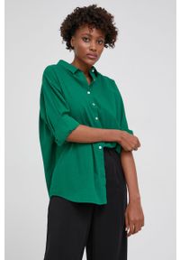 Answear Lab Koszula z domieszką lnu damska kolor zielony relaxed z kołnierzykiem klasycznym. Typ kołnierza: kołnierzyk klasyczny. Kolor: zielony. Materiał: len. Styl: wakacyjny, klasyczny #2