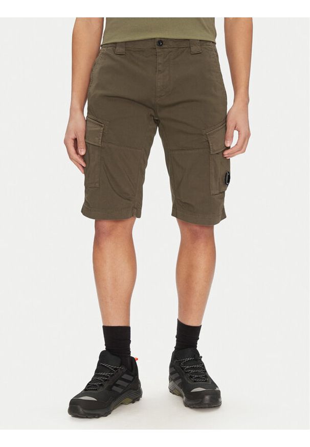 C.P. Company Szorty materiałowe 18CMBE116A005694G Zielony Regular Fit. Kolor: zielony. Materiał: bawełna