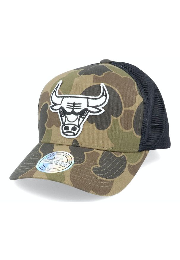 Mitchell & Ness - Czapka Chicago Bulls duck camo 110. Kolor: wielokolorowy, brązowy, zielony. Styl: sportowy