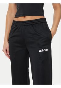 Adidas - adidas Dres Essentials Linear JD2695 Czarny Slim Fit. Kolor: czarny. Materiał: syntetyk