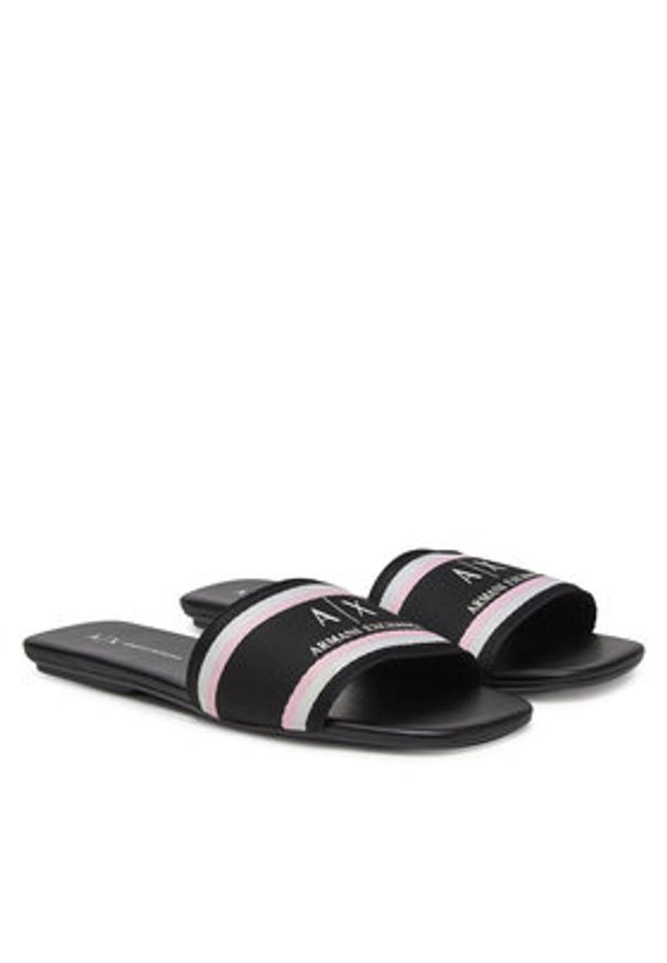 Armani Exchange Klapki XDP056 XV922 00002 Czarny. Kolor: czarny. Materiał: materiał