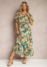 Renee - Zielona Bawełniana Sukienka Letnia Ozdobiona Kolorowym Wzorem Boho z Gumką w Pasie Pythia. Kolor: zielony. Materiał: bawełna. Wzór: aplikacja, kolorowy. Sezon: lato. Styl: boho #5