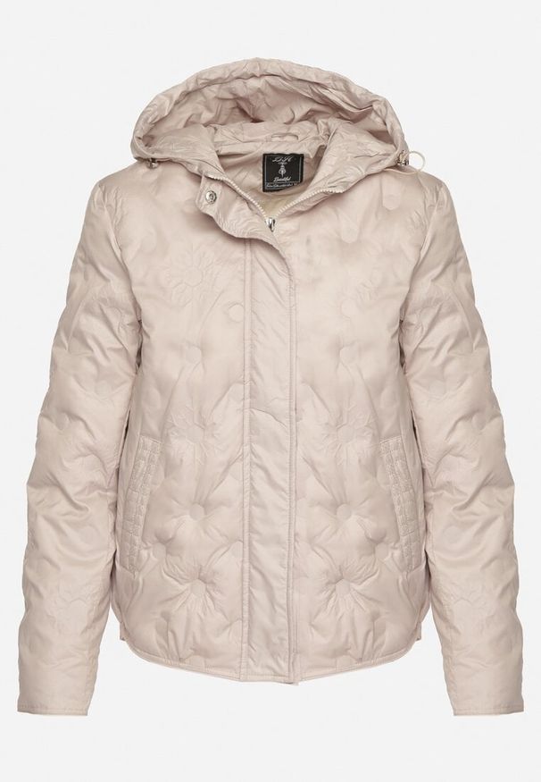 Born2be - Beżowa Przejściowa Kurtka z Geometrycznym Pikowaniem i Kapturem Arevitta. Okazja: na spacer, na co dzień. Kolor: beżowy. Wzór: geometria. Sezon: wiosna. Styl: casual, elegancki, sportowy, klasyczny