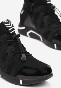 Born2be - Czarne Sneakersy Tryphilea. Nosek buta: okrągły. Zapięcie: pasek. Kolor: czarny. Materiał: jeans, materiał, lakier. Szerokość cholewki: normalna. Obcas: na koturnie #4