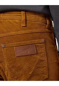 Wrangler - WRANGLER MĘSKIE SPODNIE SZTRUKSOWE GREENSBORO MONKS ROBE 112358055 W15Q017442. Materiał: sztruks #3