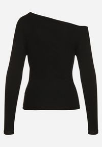 Born2be - Czarna Wiskozowa Bluzka z Asymetrycznym Dekoltem Clatide. Okazja: na spotkanie biznesowe, do pracy. Kolor: czarny. Materiał: wiskoza. Styl: biznesowy, elegancki #6