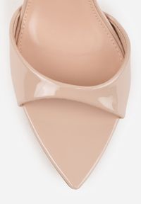 Born2be - Beżowe Eleganckie Sandały Lakierowane na Szpilce ze Sprzączką i Noskiem w Szpic Liviana. Okazja: na co dzień. Zapięcie: sprzączka. Kolor: beżowy. Materiał: lakier. Obcas: na szpilce. Styl: elegancki #7