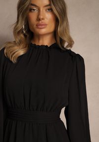 Renee - Czarna Sukienka z Siateczki o Rozkloszowanym Kroju z Bufiastymi Rękawami Aziva. Okazja: na co dzień. Kolor: czarny. Materiał: skóra. Typ sukienki: rozkloszowane, proste. Styl: casual #5