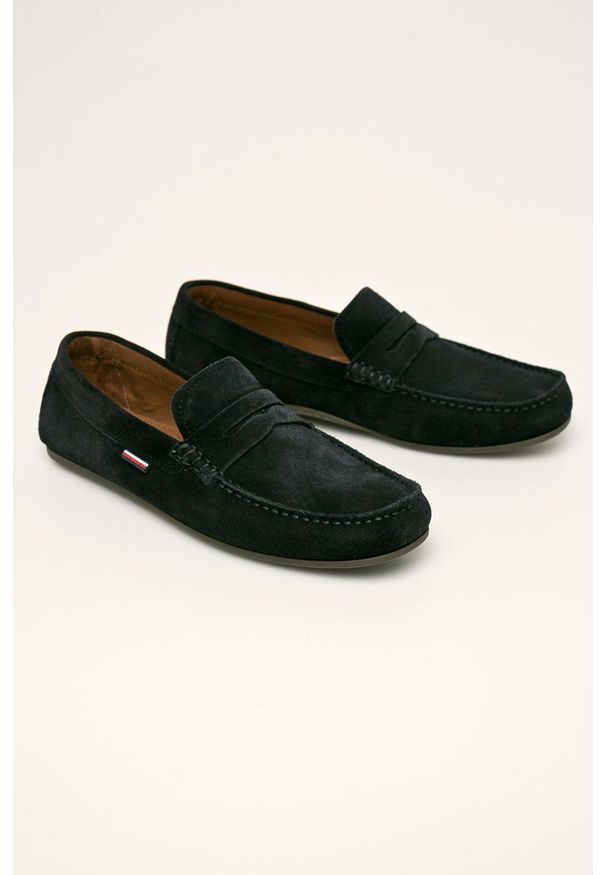 TOMMY HILFIGER - Tommy Hilfiger - Mokasyny skórzane. Nosek buta: okrągły. Kolor: niebieski. Materiał: skóra. Szerokość cholewki: normalna