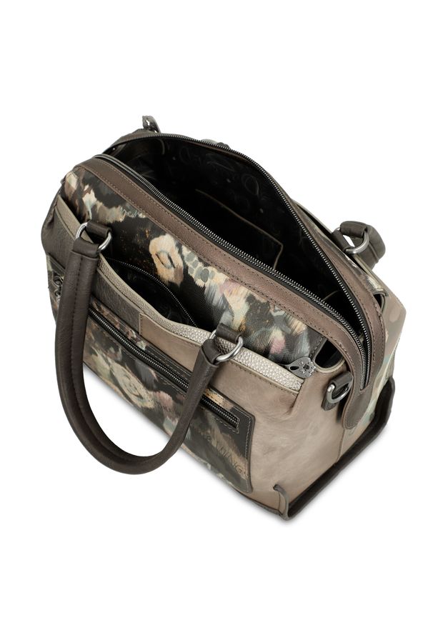 Brązowa Torebka Anekke Stylowy Kuferek Damski. Kolor: brązowy. Wzór: aplikacja, haft, motyw z bajki. Dodatki: z aplikacjami, z haftem. Styl: elegancki. Rodzaj torebki: na ramię