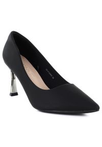 POTOCKI - Czółenka na ozdobnym obcasie czarne Potocki NI41306. Kolor: czarny. Materiał: skóra ekologiczna. Obcas: na obcasie. Wysokość obcasa: średni #1