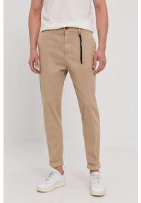 Strellson Spodnie męskie kolor beżowy. Kolor: beżowy. Materiał: tkanina. Wzór: gładki
