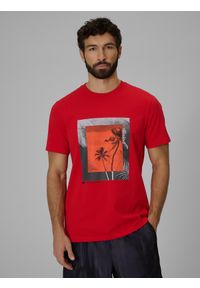 4f - 4F T-shirt regular z nadrukiem męski - czerwony S. Okazja: na co dzień. Kolor: czerwony. Materiał: materiał, bawełna, dzianina. Wzór: nadruk. Styl: casual #1