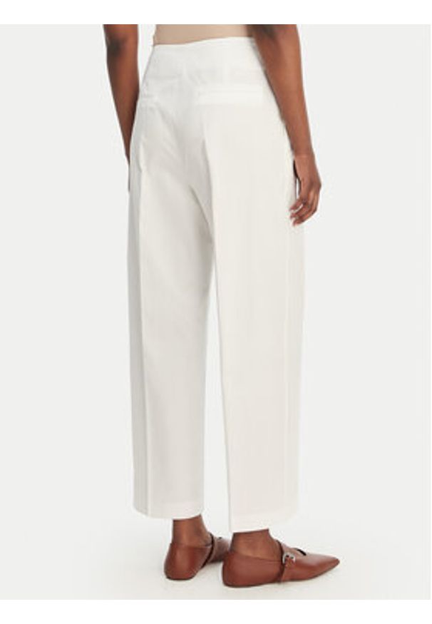 BOSS Kuloty Tulotta 50551913 Biały Relaxed Fit. Kolor: biały. Materiał: bawełna