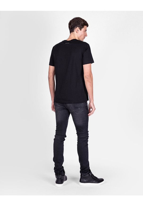 Les Hommes T-shirt Darts | LJT204 700P | Darts | Mężczyzna | Czarny. Okazja: na co dzień. Kolor: czarny. Materiał: bawełna. Wzór: nadruk. Styl: casual