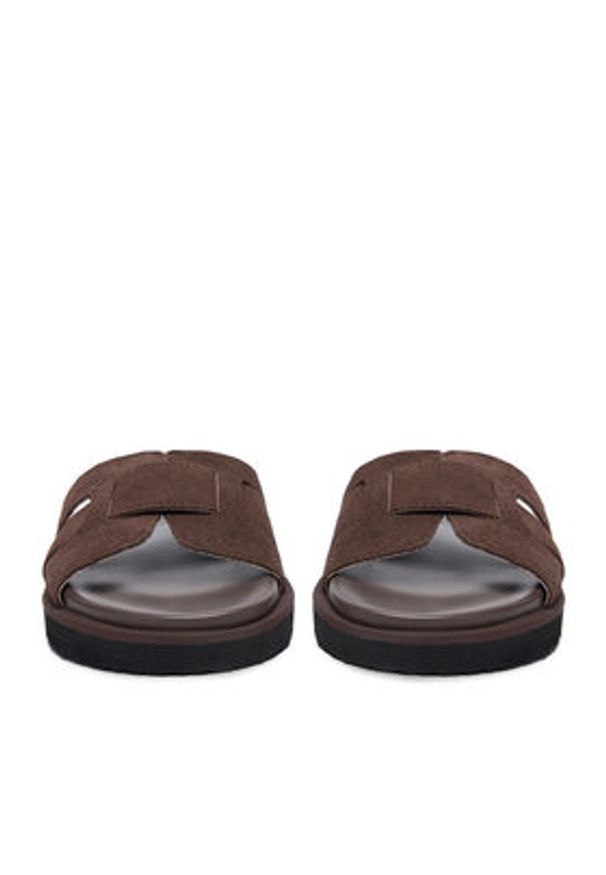 Gino Rossi - GINO ROSSI Klapki C-LB-P2170 Brązowy ciemny. Kolor: brązowy. Materiał: skóra, zamsz