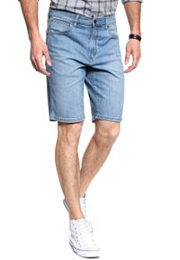 Wrangler - KRÓTKIE SPODENKI WRANGLER DENIM SHORT LIGHT FEATHER W14CQA14R. Stan: podwyższony. Materiał: denim. Długość: krótkie #9