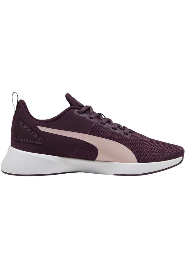 Buty damskie Puma Flyer Runner. Kolor: fioletowy. Sport: turystyka piesza
