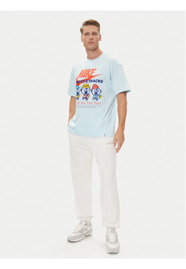 Nike T-Shirt HJ0754 Błękitny Regular Fit. Kolor: niebieski. Materiał: bawełna