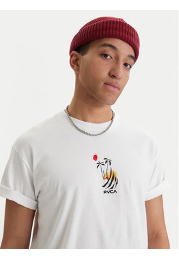 RVCA T-Shirt Cutship EVYZT00287 Biały Relaxed Fit. Kolor: biały. Materiał: bawełna