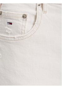 Tommy Jeans Jeansy DW0DW17618 Biały Mom Fit. Kolor: biały