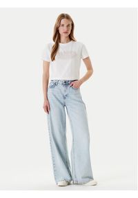 Guess T-Shirt V5YI08 J1314 Biały Regular Fit. Kolor: biały. Materiał: bawełna #5