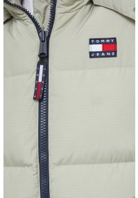Tommy Jeans kurtka puchowa damska kolor zielony zimowa. Kolor: zielony. Materiał: puch. Sezon: zima #6