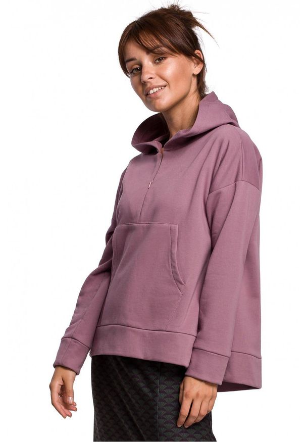 BE - Hoodie bluza damska oversize w kształcie dzwonka z kapturem fioletowa. Okazja: na co dzień. Typ kołnierza: kaptur. Kolor: fioletowy. Materiał: bawełna. Długość: krótkie. Styl: casual, elegancki