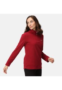 Regatta - Polar turystyczny damski z suwakiem Sweethart. Kolor: czerwony. Materiał: poliester, polar. Sport: turystyka piesza #1