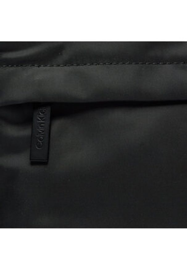 Calvin Klein Saszetka Ck Faded K50K511629 Czarny. Kolor: czarny. Materiał: materiał