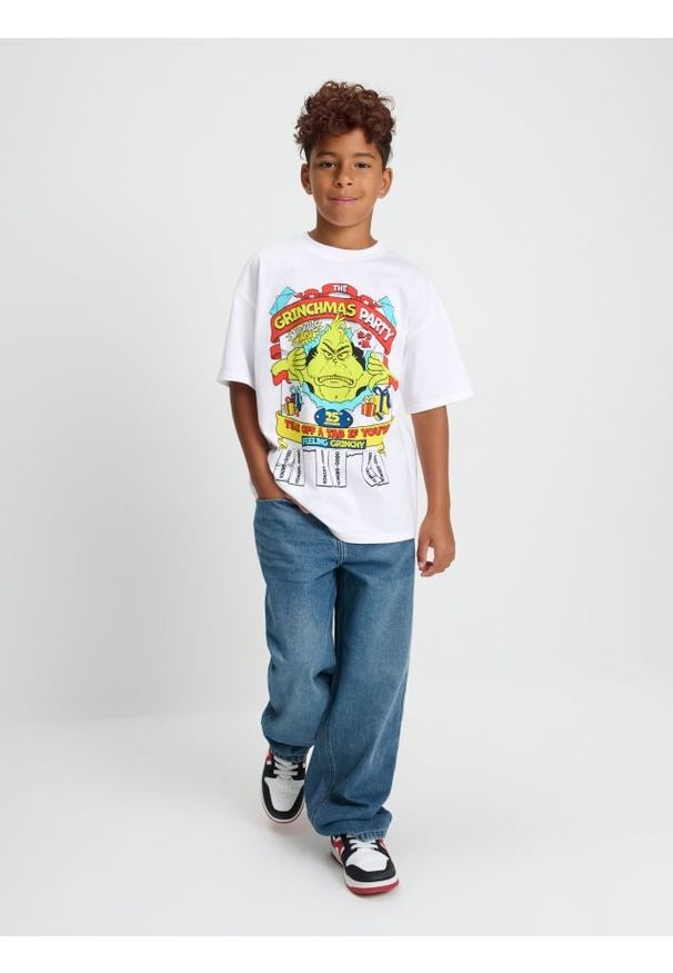 Sinsay - Bawełniana koszulka z nadrukiem Grinch - biały. Kolor: biały. Materiał: bawełna. Wzór: nadruk