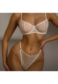 Intica - Bielizna damska z delikatnego materiału na co dzień i specjalne okazje Priti. Kolor: biały. Materiał: materiał