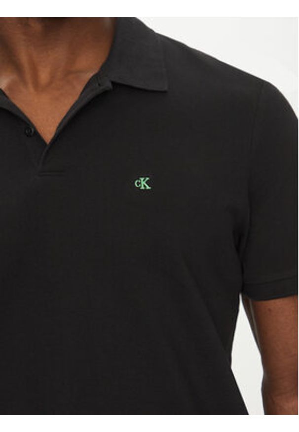 Calvin Klein Jeans Polo LV040EM269 Czarny Regular Fit. Typ kołnierza: polo. Kolor: czarny. Materiał: bawełna