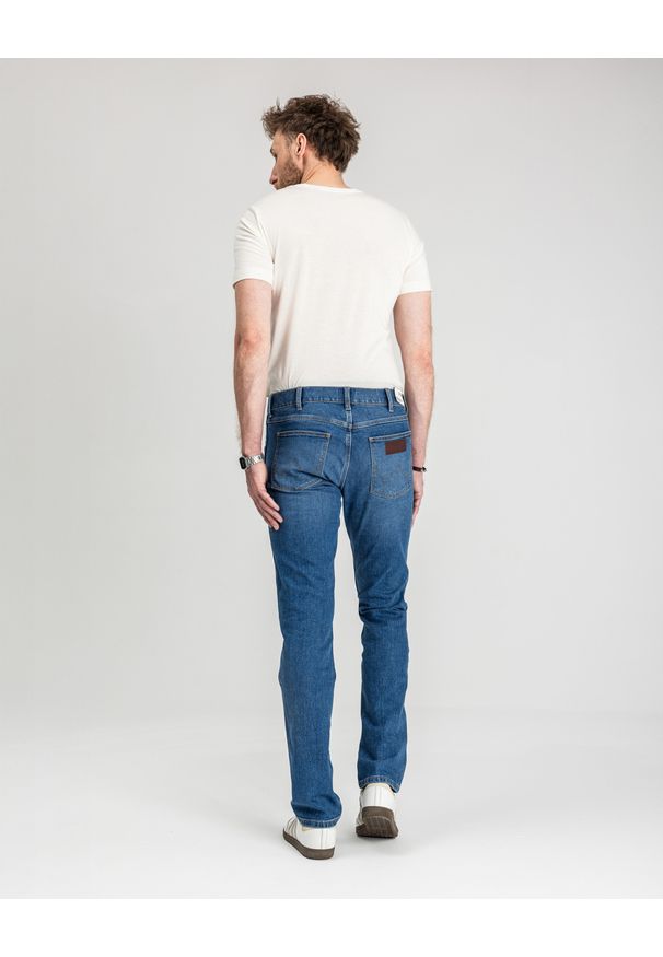 Wrangler - MESKIE SPODNIE WRANGLER GREENSBORO OAKWOOD BLUE 112371374