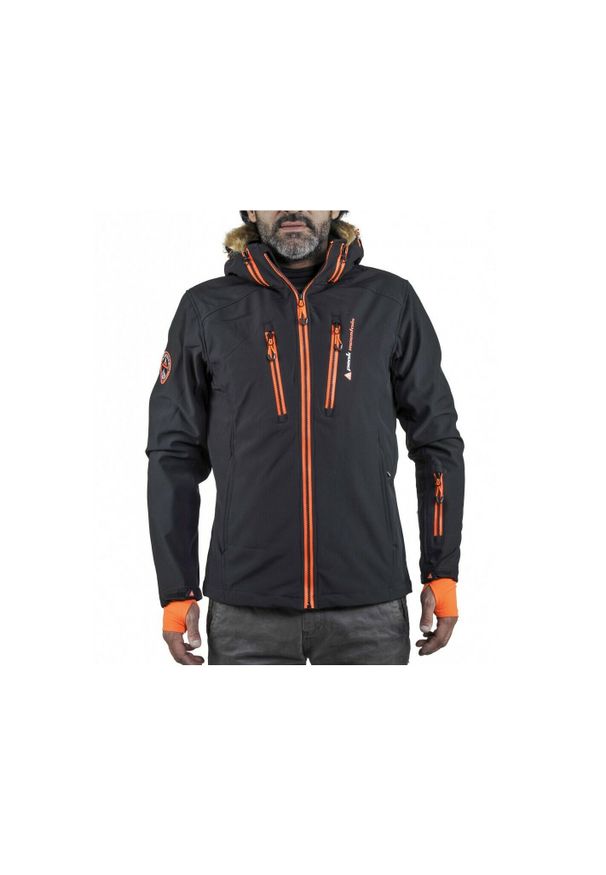 PEAK MOUNTAIN - Kurtka softshellowa ze sztucznym futrem Peak Mountain Casada. Kolor: czarny. Materiał: futro. Sezon: zima. Sport: narciarstwo