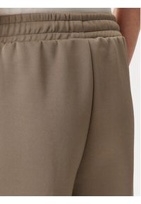 Puma Spodnie dresowe T7 Always On 629797 Brązowy Straight Fit. Kolor: brązowy. Materiał: bawełna #2