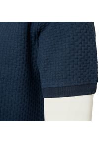Dzianinowa Męska Koszulka Polo - Pako Jeans - Granatowa. Okazja: na co dzień. Typ kołnierza: polo. Kolor: niebieski. Materiał: bawełna. Styl: casual #8
