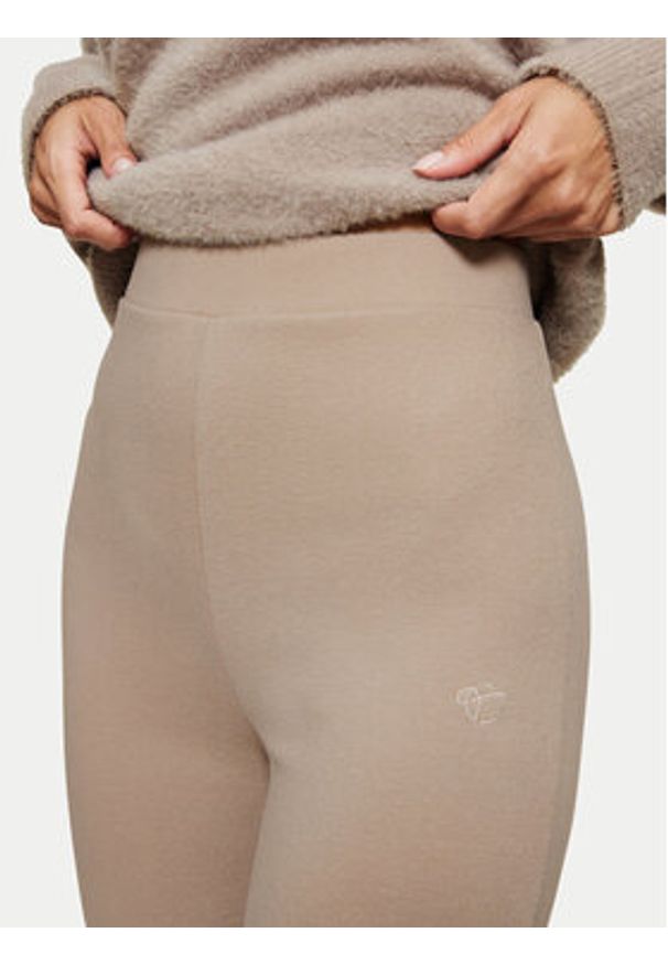 Triumph Spodnie piżamowe Smart Thermal 10221491 Beżowy Slim Fit. Kolor: beżowy. Materiał: syntetyk
