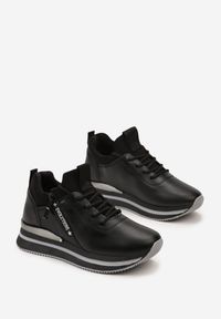 Born2be - Czarne Sneakersy Elorwin. Okazja: na co dzień. Nosek buta: okrągły. Kolor: czarny. Materiał: materiał, tkanina. Szerokość cholewki: normalna #2