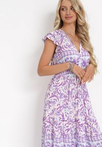Born2be - Fioletowa Rozkloszowana Sukienka z Gumką w Talii i Guzikami Kambrey. Kolor: fioletowy. Długość rękawa: krótki rękaw. Sezon: wiosna, lato #5