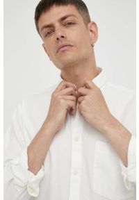 Marc O'Polo koszula męska kolor beżowy relaxed z kołnierzykiem button-down. Typ kołnierza: button down, polo. Kolor: beżowy. Materiał: bawełna #2